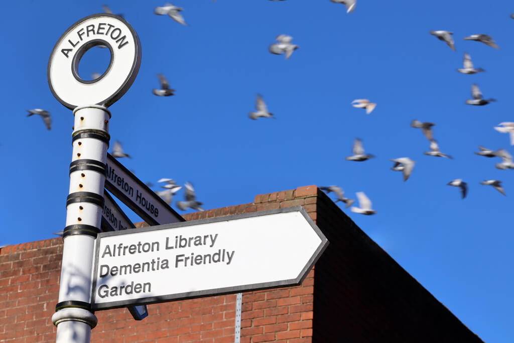 Alfreton Signpost